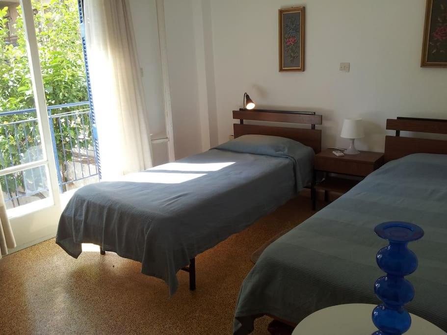 Cozy Seaside Apartment Loutraki Ngoại thất bức ảnh